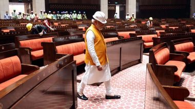 PM Narendra Modi Makes Surprise Visit to New Parliament Building in New Delhi, Inspects Various Works (See Pics)