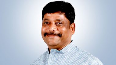 Pune: Kasba Peth MLA-Elect Ravindra Dhangekar Calls on Ailing MP Girish Bapat (Watch Video)