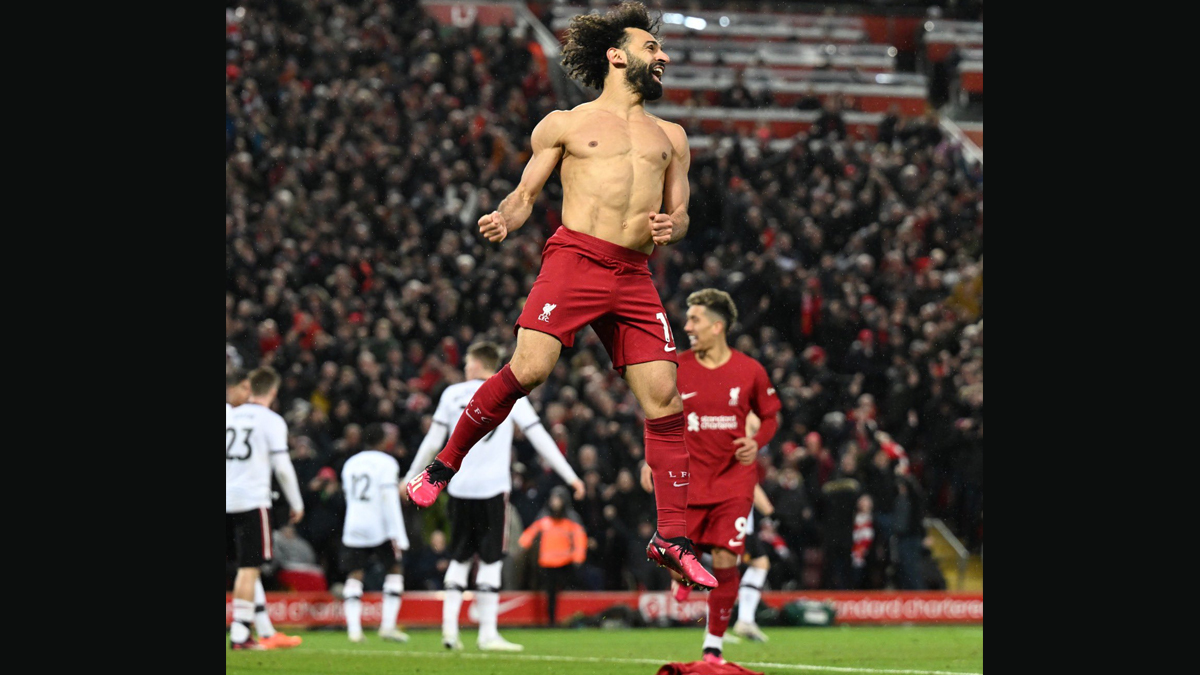 Mohamed Salah surpasses Robbie Fowler to become Liverpool's top scoring  Premier League players with two goals in 7-0 win over Manchester United