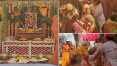 Holi 2023: Devotees Gather to Celebrate Festival of Colour in Sharnagati Ashram Vrindavan (Watch Video)