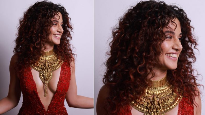 Taapsee Pannu Flashes Major Cleavage as Dunki Actress Turns Vintage Goddess in Red Deep Neck Gown (View Pic)