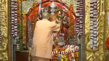 Chaitra Navratri 2023: Uttar Pradesh CM Yogi Adityanath Performs ‘Puja’ at Maa Pateshwari Temple on First Day of Hindu Festival (Watch Video)