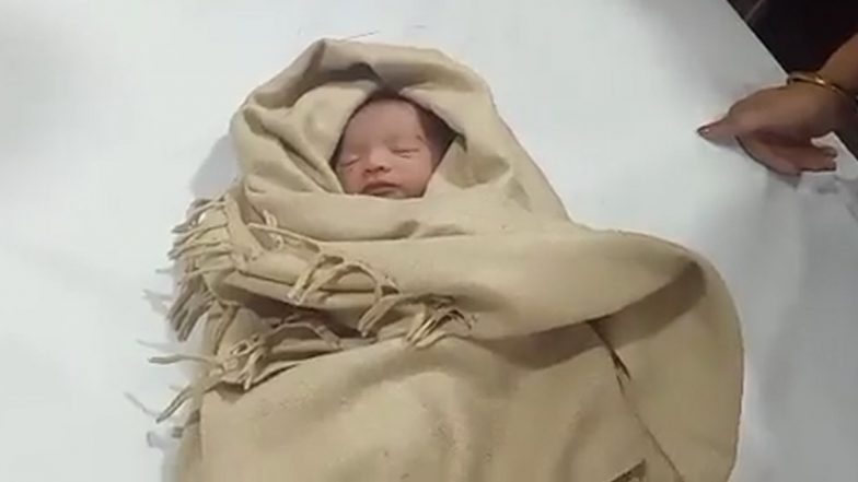 Uttar Pradesh: Newborn Girl Found Abandoned Near Garbage Dump in Meerut (Watch Video)