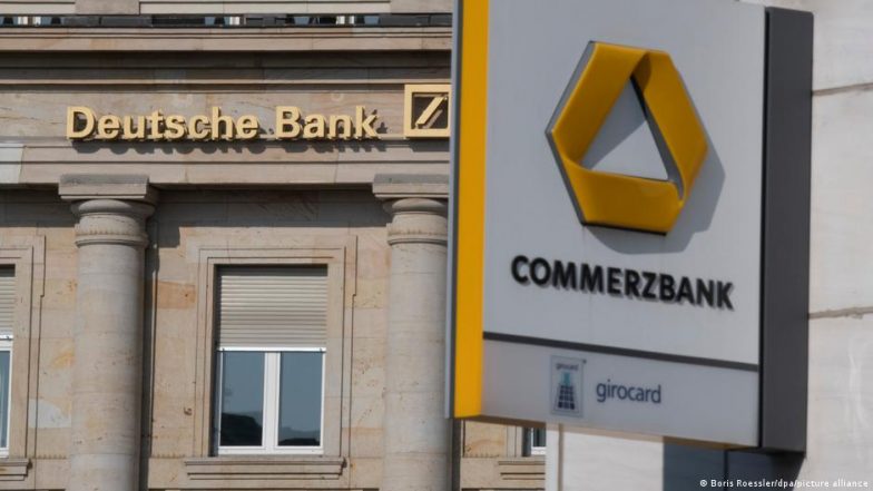 Banking Stocks Slump as Sector Fears Grow