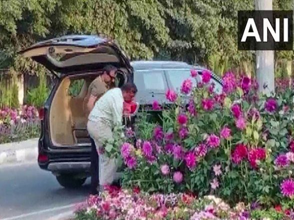 India News | Gurugram: Man Held for Stealing Flower Pots Set Up for G20 Event - Vimarsana News