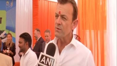 Sports News |  'They Can't Win It but They Can Salvage a Lot', Adam Gilchrist Believes Australia Has a Lot to Achieve in Remaining Matches