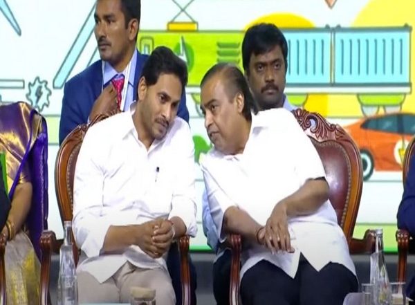 AP Global Investors Summit 2023: Reliance Will Create 50,000 New Job Opportunities in Andhra Pradesh, Says Chairman Mukesh Ambani