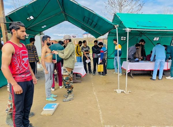Indian Army Organises Agniveer Recruitment Registration Drive for Youth in Kashmir