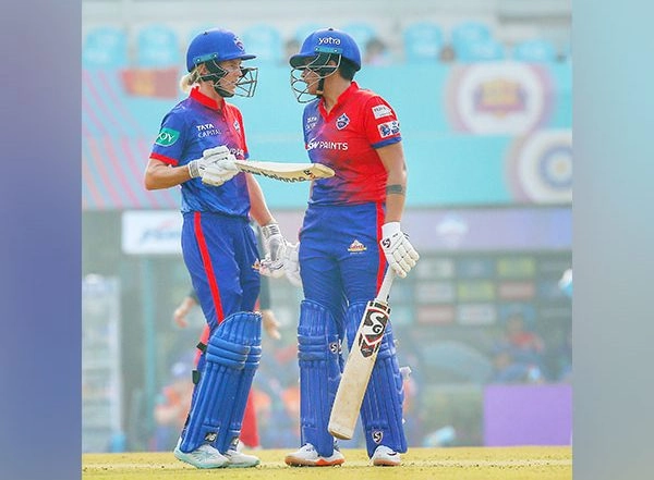Sports News | WPL: Tara Norris's Fifer Helps Delhi Capitals Clinch 60-run Win over Royal Challengers Bangalore