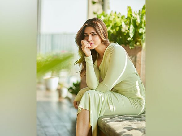 Entertainment News | It Was an Honour to Perform at Opening Ceremony of WPL: Kriti Sanon - Vimarsana News