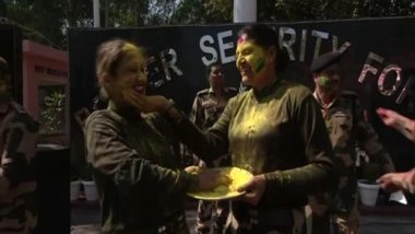 India News | BSF Jawans Celebrate Holi in J-K