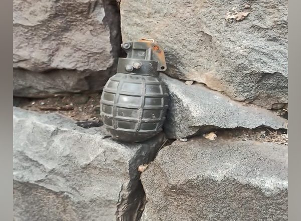 Pakistan: Militants Throw Grenades at Two Police Posts in Peshawar