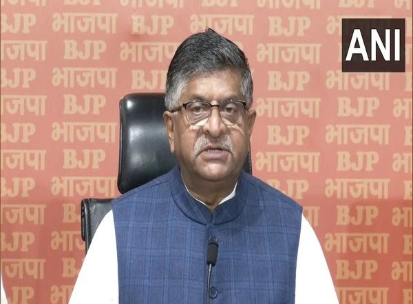 India News | Gandhi Family is Habitual of Criticizing RSS, Sangh Teaches Lessons of National Service: Ravi Shankar Prasad