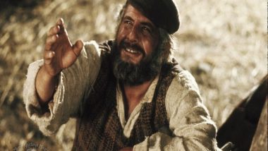 Chaim Topol Dies at 87: Israeli Actor Was Popular for His Role in Fiddler on the Roof, Sallah Shabati Among Others