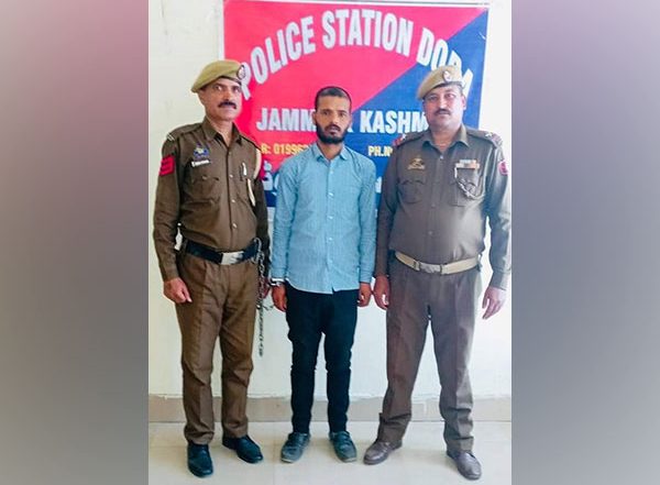 India News | Govt Employee in J-K's  Doda Arrested for 'hateful' Post on Social Media