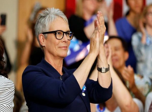 Entertainment News | Jamie Lee Curtis Wonders Why Musicians Do Not Perform at Matinee Shows