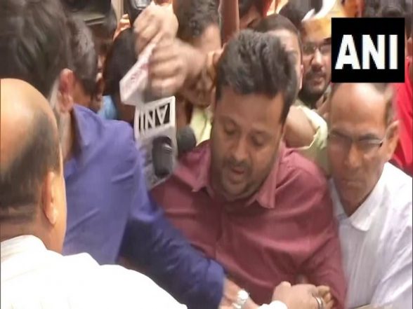 India News | TMC Leader Shantanu Banerjee Produced Before Court in Bengal Job Scam Case - Vimarsana News