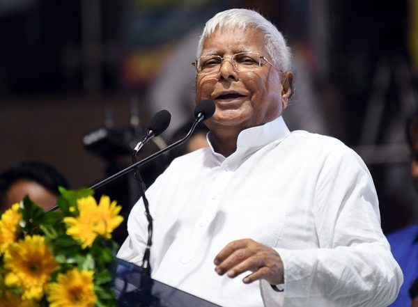 India News | Land for Jobs Scam: ED Recovers Cash, Gold, Sale Deeds in Multi-city Raids