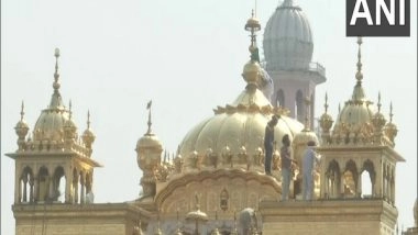 India News | Teams from UK, Africa Begin Cleaning Gold at Amritsar's Golden Temple