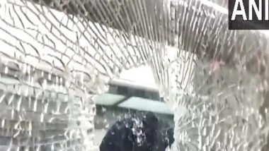 India News | West Bengal: Stone Pelting on Vande Bharat Express in  Farrakka