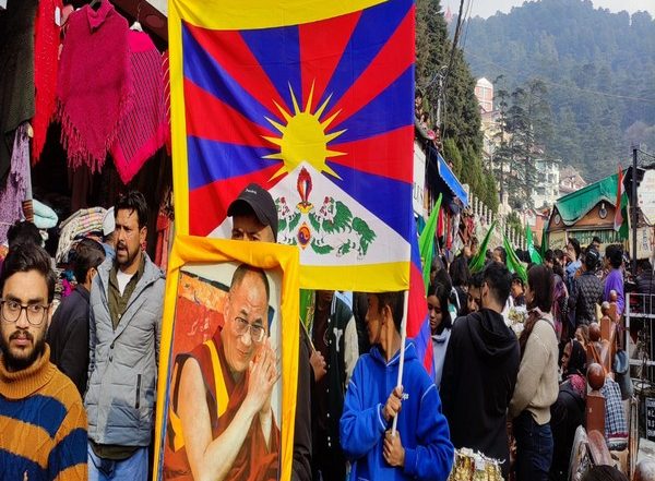 India News | Tibetan Women Hold Candle March to Mark Anniversary of 64th National Uprising in Shimla