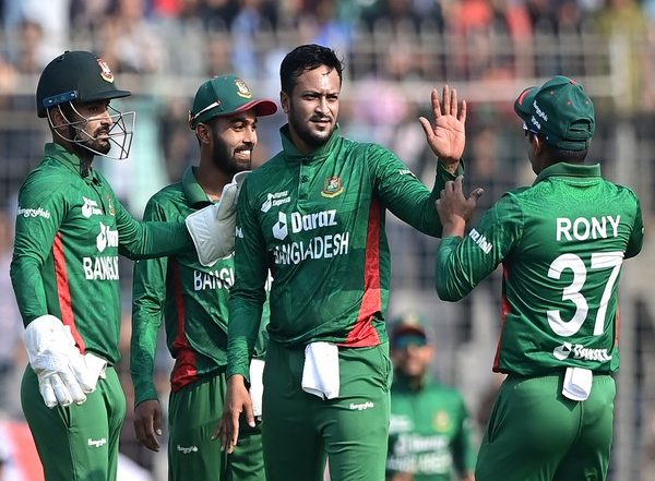 Sports News | Mehidy's All-round Show Helps Bangladesh Clinch First-ever Bilateral Series Win Against England