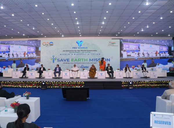 Business News | YES WORLD's Major Event to SAVE EARTH Held in New Delhi, Attended by Several Politicians and Climate Activists