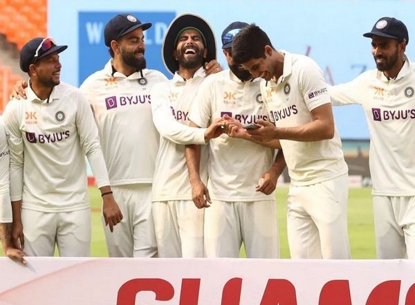 Sports News | Will Try Sending Some Players Early to UK, Workload of Those Playing in Final Will Be Monitored: India Skipper Rohit Sharma on WTC Summit Clash Against Australia
