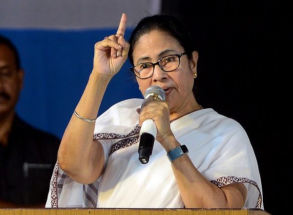 India News | Mamata Banerjee Likely to Visit Delhi to Meet Opposition Parties, May Skip Congress Leaders