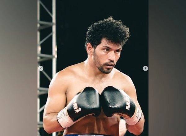 Sports News | Neeraj Goyat Set for Professional Boxing Return Against Jose Zepeda