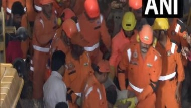 India News | UP: 11 Rescued After Roof of Potato Cold Storage Collapses in Sambhal, 20-30 Feared Trapped