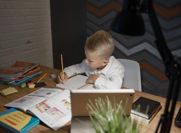 Lifestyle News | Children Build Better Learning Skills when Taught by Teachers of Same Ethnicity: Study