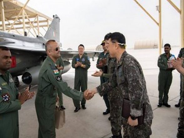 World News | Indian, Korean Air Force Interact at Closure of Multilateral Air Exercise Desert Flag - Vimarsana News