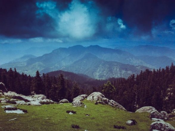 World News | Indian Himalayas Hub for Spiritual Seekers, Religious Practitioners: Report - Vimarsana News