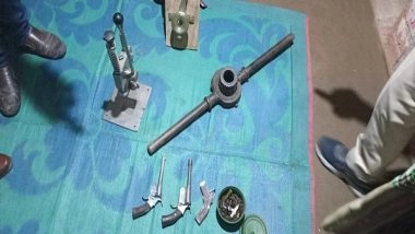 India News | Joint West Bengal, Bihar Police Raid Malda-Katihar Border House, Seize Illegal Arms, Ammunition