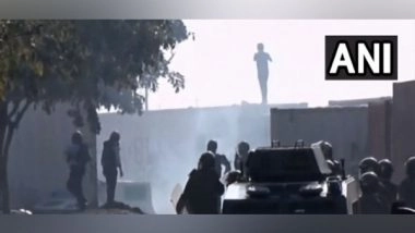 World News | Toshakhana Case: Imran Khan's Motorcade Enters Islamabad After Toll Plaza Spat