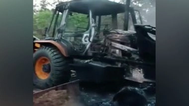 India News | Chhattisgarh: Naxals Set Ablaze 12 Vehicles Engaged in Road Construction in Kanker