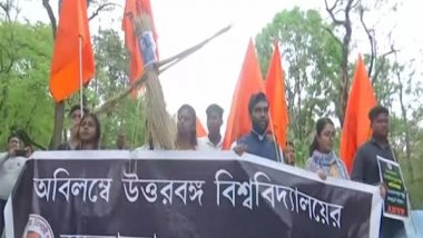 India News | NBU Row: ABVP Activists Burn Effigy of WB Education Minister in Siliguri