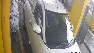 India News | Amritpal Singh Abandoned Car, Changed Clothes, Escaped on Bike: Punjab Police Preliminary Probe