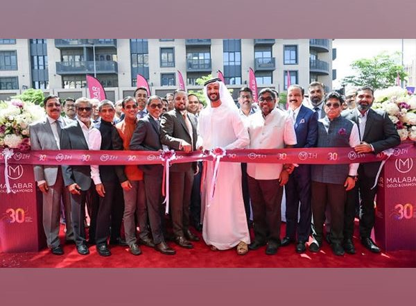 Business News | Malabar Gold & Diamonds Unveils Its New Base for International Operations - Malabar International Hub (M-IH) in Dubai Gold Souq