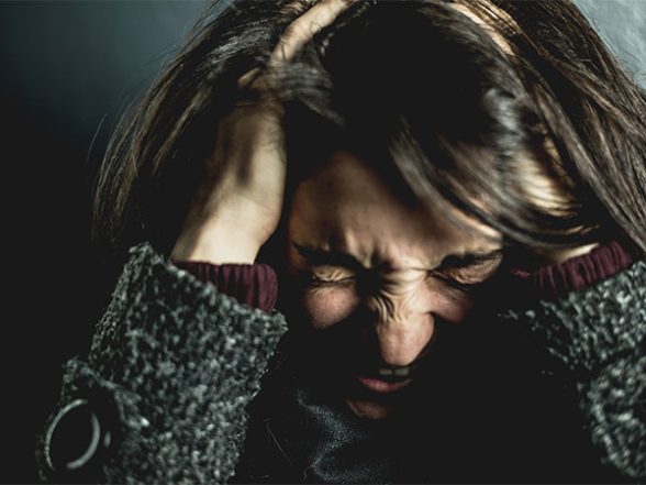 Health News | Women Are More Likely to Have Long-term Anxiety Following Cardiac Arrest Than Men - Vimarsana News