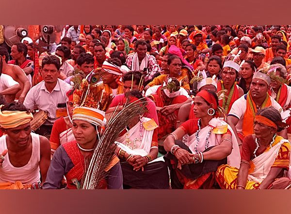 India News | Odisha: Jana Jati Outfit Holds Rally in Bhubaneswar, Demands Removal of ST Status of Converted Tribals