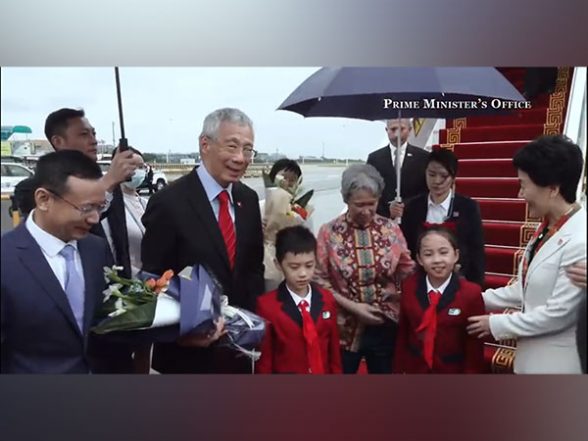 World News | Malaysian PM Lee Reaches China on Week-long Visit - Vimarsana News