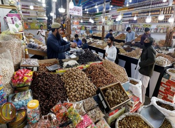 World News | Soaring Inflation Dampens Ramzan's Spirits in Pakistan
