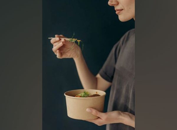 Health News | Communication in Brain Changes During Dieting: Study