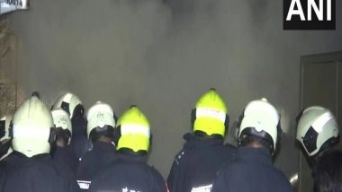 India News | Mumbai: Fire Breaks out at Furniture Shop in Naigaon Area