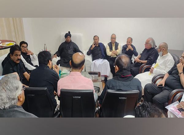 Congress Calls Meeting of MPs in Parliament to Chalk Out Day's Strategy Amid Rahul Gandhi Disqualification Row