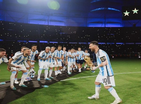 Sports News | Lionel Messi Reaches Another Milestone as Argentina Demolishes Curacao