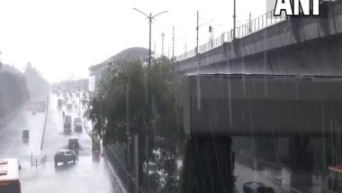 India News | Parts of Delhi Witness Heavy Rainfall Coupled with Thunderstorms
