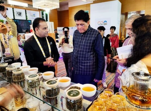 Business News | Commerce & Industry Minister of India, Piyush Goyal Impressed by Okayti Tea's Innovative Tea-making Processes During G20 Summit Visit